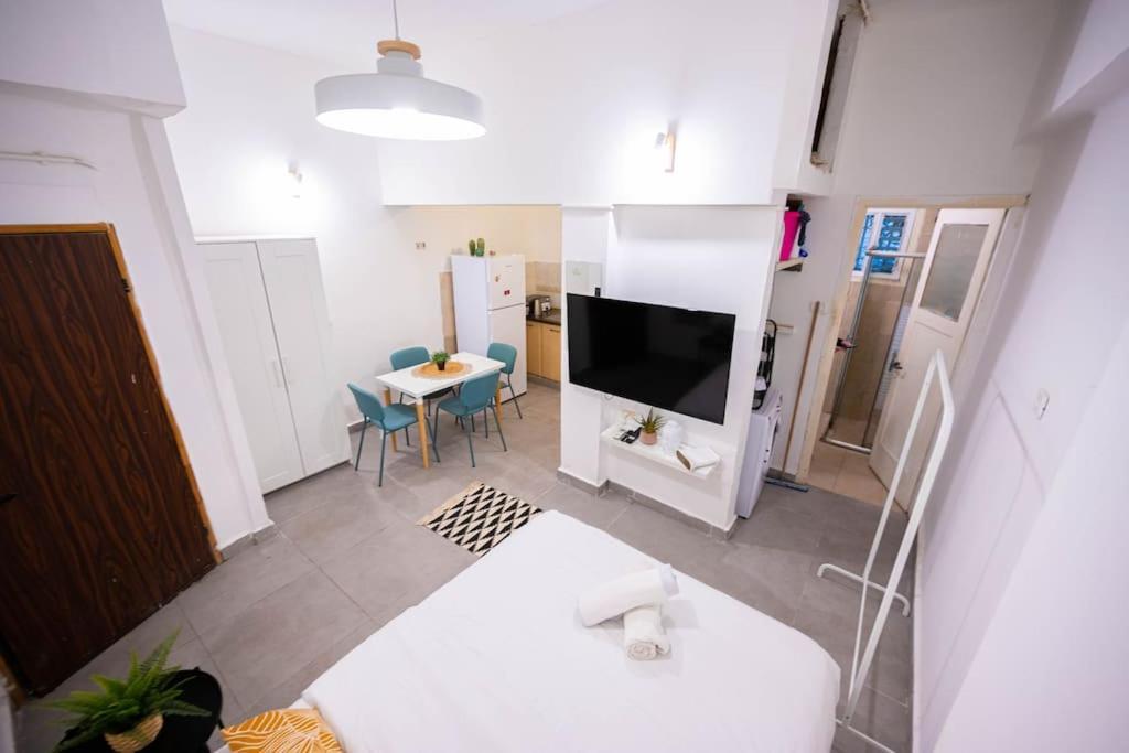 תל אביב Studio Apartment In Ben Yehuda Cozy And Convinent מראה חיצוני תמונה